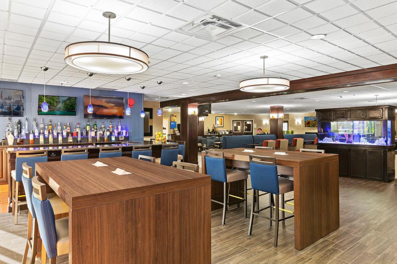 Comfort Inn Syosset-Long Island Extérieur photo