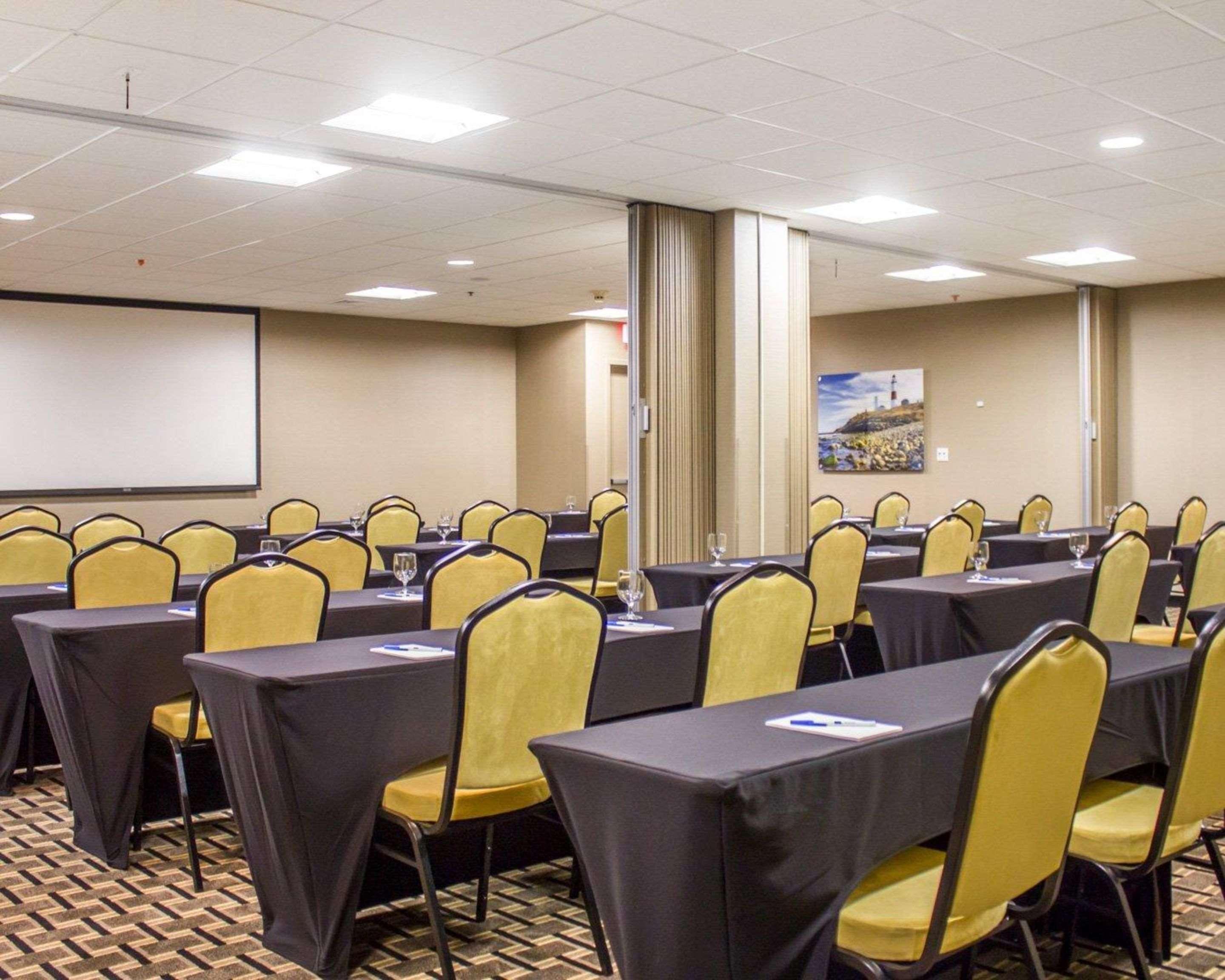 Comfort Inn Syosset-Long Island Extérieur photo