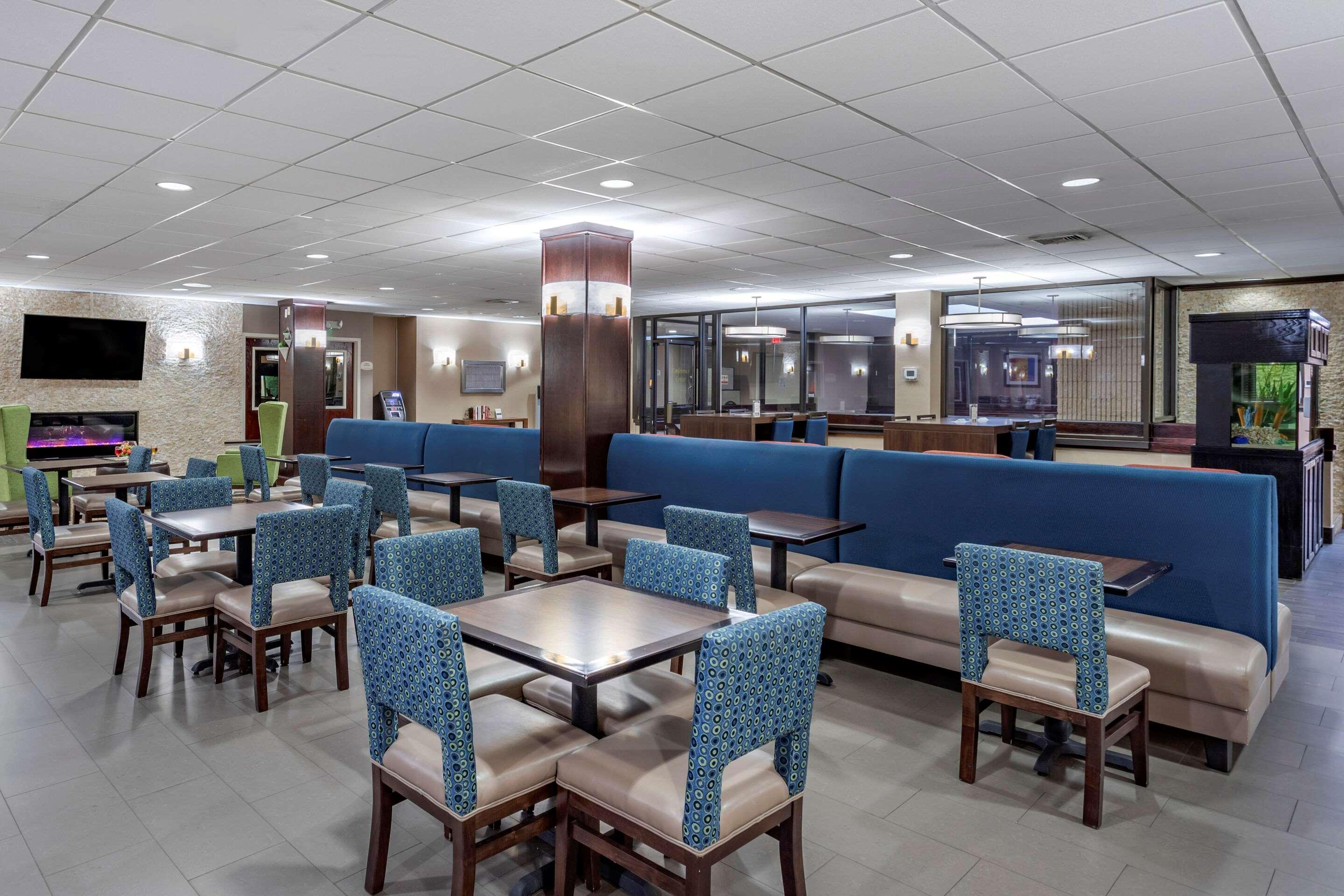Comfort Inn Syosset-Long Island Extérieur photo